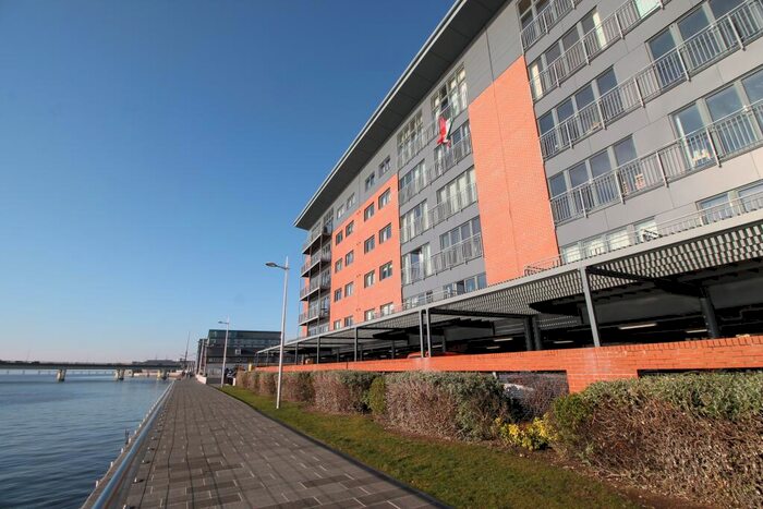 2 Bedroom Flat To Rent In Marine Parade Walk, City Quay, Dundee, DD1