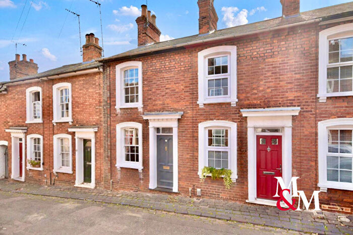 2 Bedroom Terraced House To Rent In Ship Road, Linslade, LU7