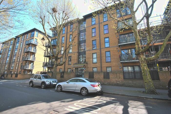 2 Bedroom Flat To Rent In Spa Road London, SE16