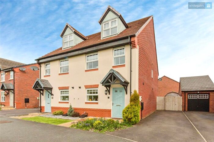 3 Bedroom Semi Detached House For Sale In Henhull Close, Henhull, Nantwich, Cheshire, CW5