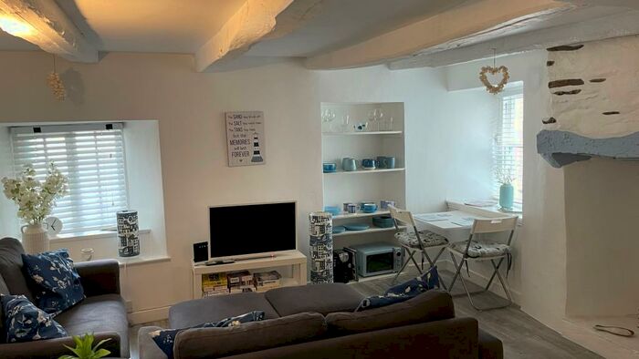 1 Bedroom Terraced House To Rent In Mevagissey, PL26