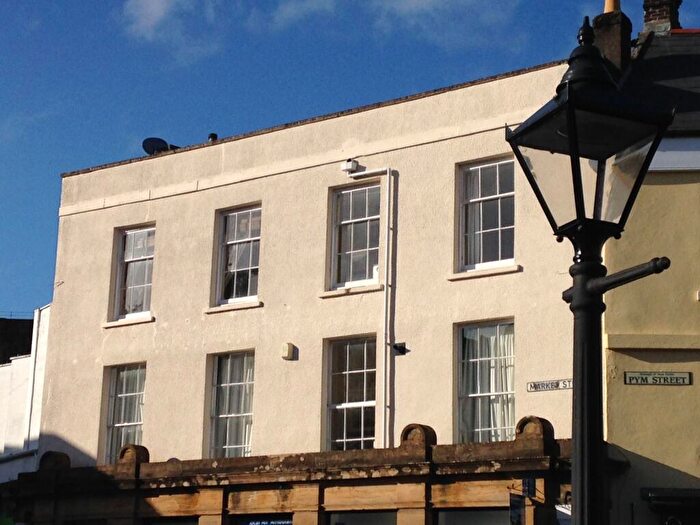 2 Bedroom Flat To Rent In Market Street, Tavistock, PL19