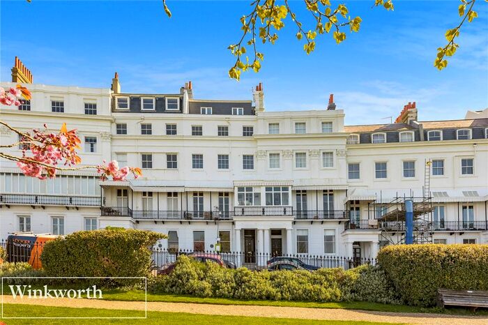 2 Bedroom Flat To Rent In Lewes Crescent, Brighton, East Sussex, BN2