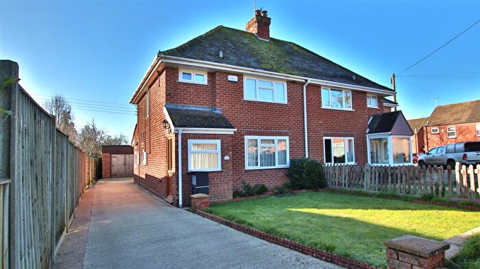 3 Bedroom House For Sale In Hill Close, Westmancote, Tewkesbury, GL20