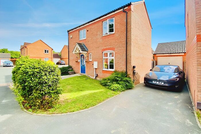 3 Bedroom Semi-Detached House For Sale In Barr Road, Syston, LE7