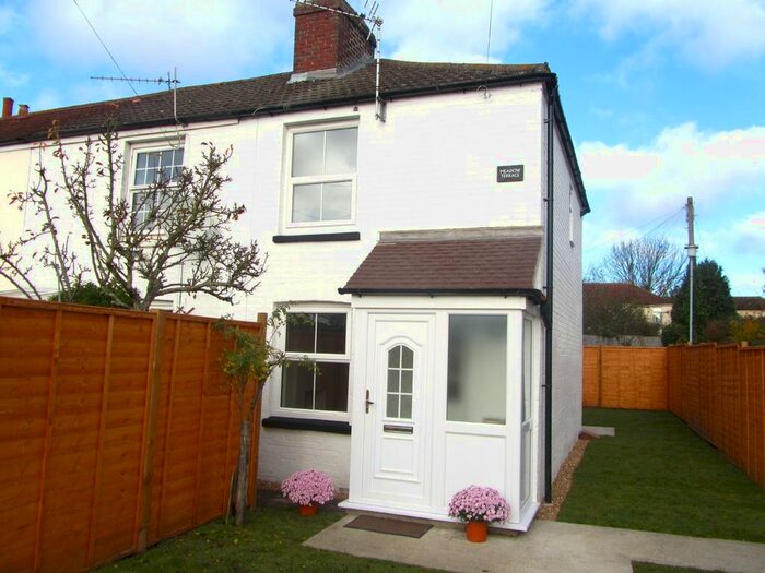 2 Bedroom Cottage To Rent In Russell Place, Fareham, PO16