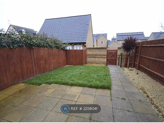 2 Bedroom End Of Terrace House To Rent In Felstead Crescent, Essex, CM24