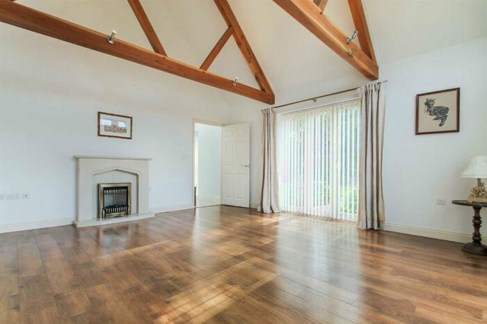 3 Bedroom Detached Bungalow For Sale In Sandye Lane, Swineshead, MK44