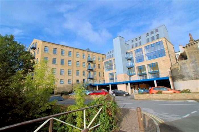 2 Bedroom Apartment To Rent In Mill West, Sowerby Bridge, HX6