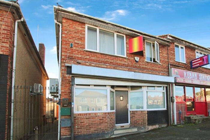 1 Bedroom Flat To Rent In Station Road- Staple Hill, BS15