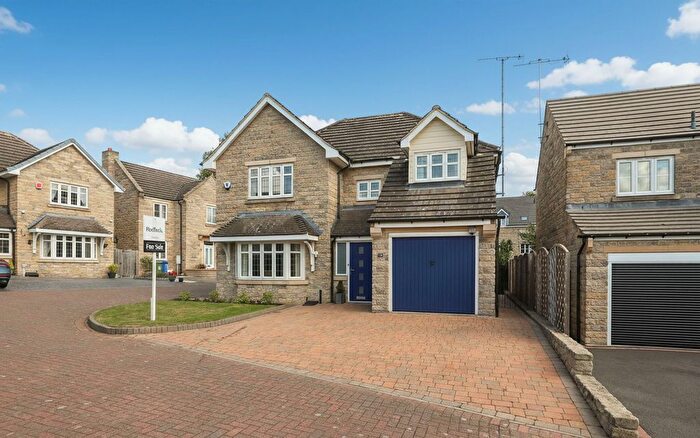 4 Bedroom Detached House For Sale In Staunton Close, Chesterfield, S40