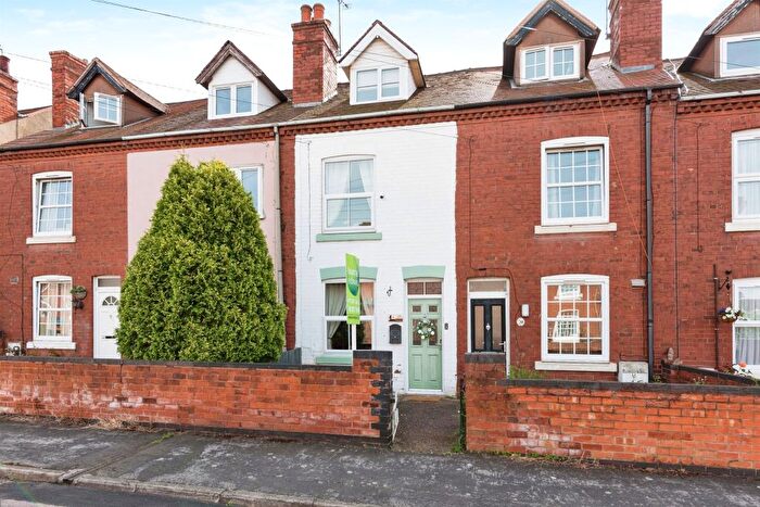 3 Bedroom Terraced House For Sale In Piccadilly, Tamworth, B78