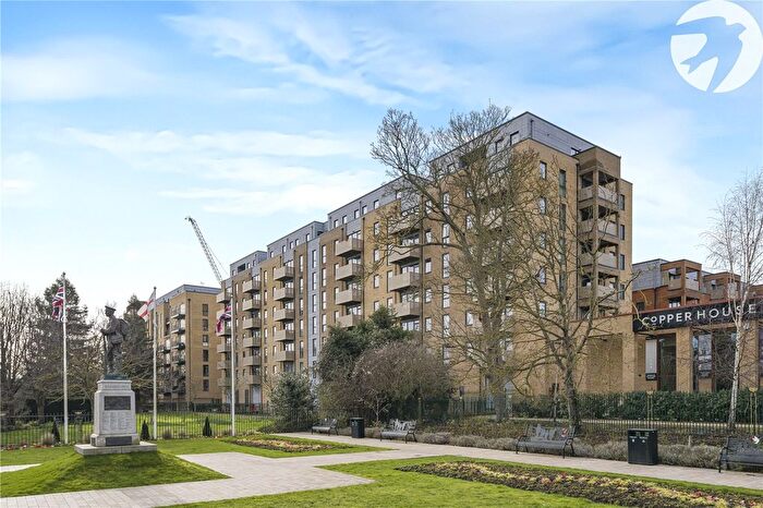2 Bedroom Flat For Sale In Brewers Square, Dartford, Kent, DA1