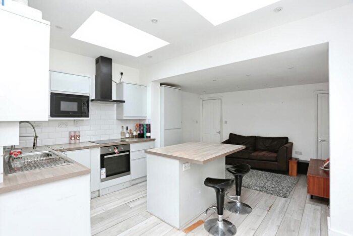 2 Bedroom House For Sale In Homesdale Road, Bromley, BR1