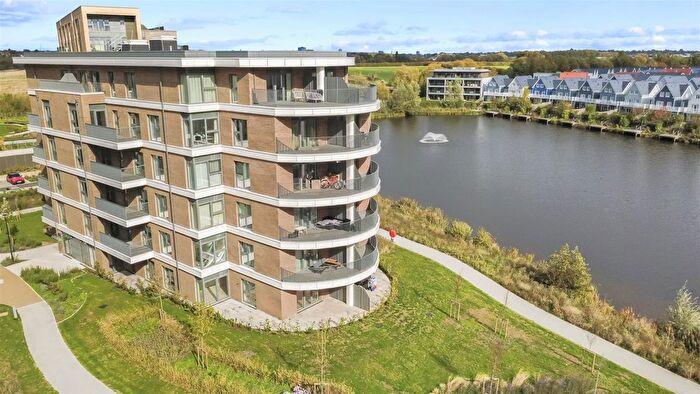 2 Bedroom Flat For Sale In Flagstaff Road, Reading, RG2
