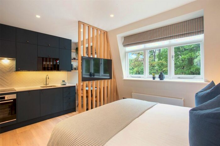 Studio To Rent In Langland Gardens, Hampstead, NW3