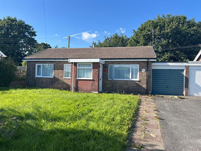 3 Bedroom Bungalow For Sale In Bancyfelin, Carmarthen, SA33