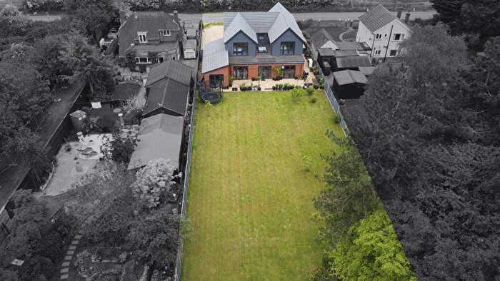 5 Bedroom Detached House For Sale In Chawston Lane, Chawston, Bedford, MK44