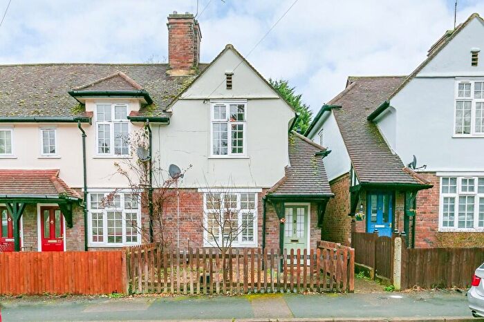 2 Bedroom End Of Terrace House To Rent In Cline Road, Guildford, GU1