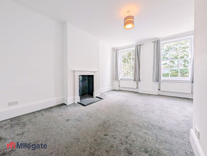 1 Bedroom Flat To Rent In Stratheden Road, Blackheath, SE3