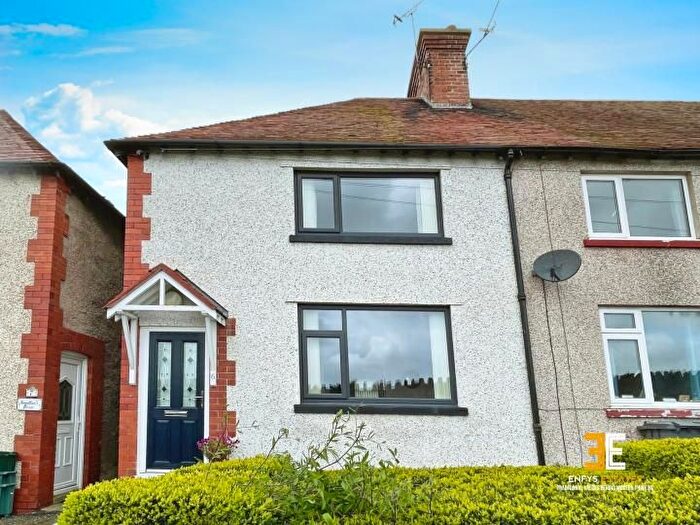 2 Bedroom End Of Terrace House For Sale In Llanrhos Road, Penrhyn Bay, LL30