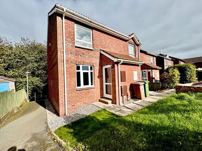 2 Bedroom House To Rent In Shapleys Gardens, Plymouth, PL9