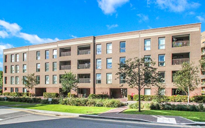 1 Bedroom Flat To Rent In Adenmore Road, Catford, London, SE6