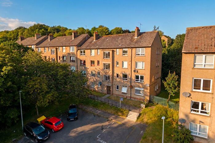 2 Bedroom Flat For Sale In B, Colinton Place, Dundee, DD2