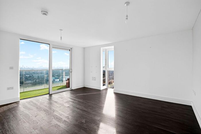 1 Bedroom Flat To Rent In Dalston Square, London, E8