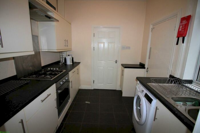 4 Bedroom Terraced House To Rent In Bolingbroke Road, Stoke, Coventry, CV3