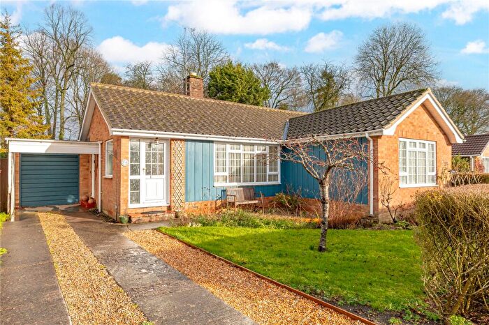 3 Bedroom Detached Bungalow For Sale In Roundway Gardens, Devizes, Wiltshire, SN10