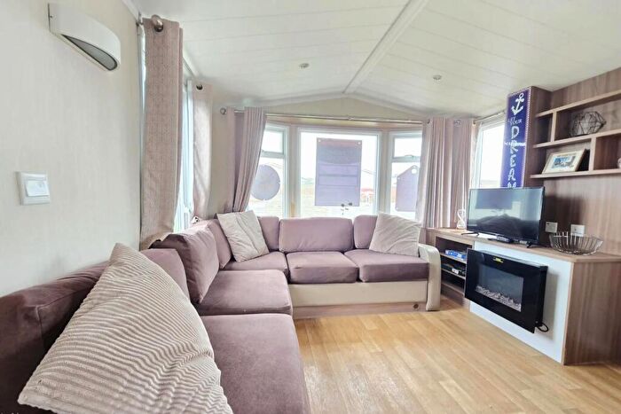 3 Bedroom Caravan For Sale In Swift Loire, Alberta Holiday Park, Faversham Road, Whitstable, Kent, CT5