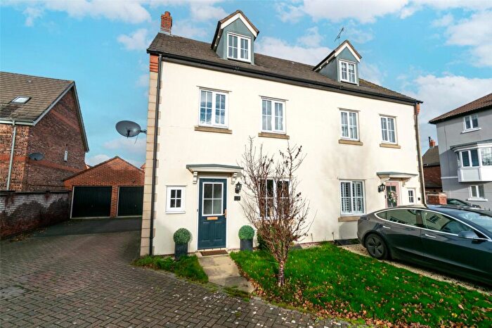 4 Bedroom Semi-Detached House For Sale In Pennymoor Drive, Middlewich, CW10