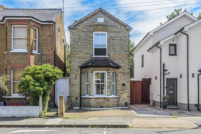 3 Bedroom Detached House For Sale In Canbury Park Road, Kingston Upon Thames, Surrey, KT2