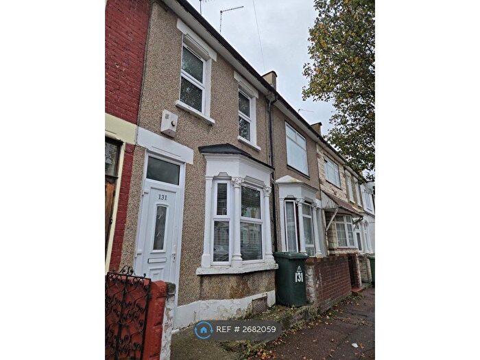 2 Bedroom Terraced House To Rent In Tennyson Road, London, E15