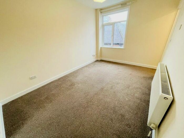 1 Bedroom Flat To Rent In Highfield Road, Hall Green, Birmingham, B28