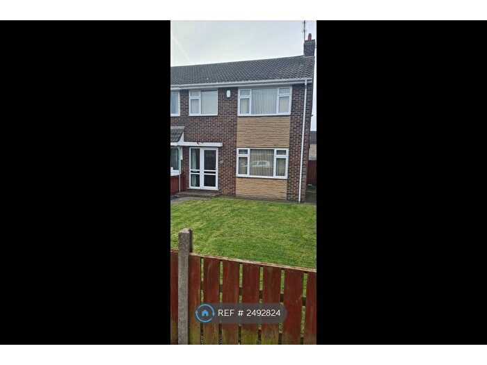 3 Bedroom Terraced House To Rent In Marsdale, Hull, HU7