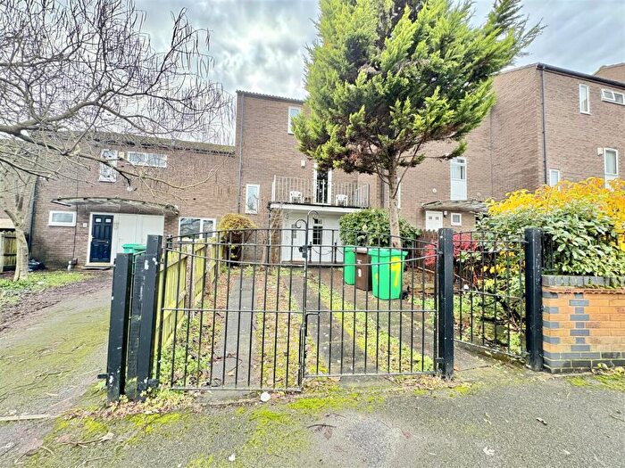 4 Bedroom House To Rent In Welbeck Walk, Nottingham, NG3