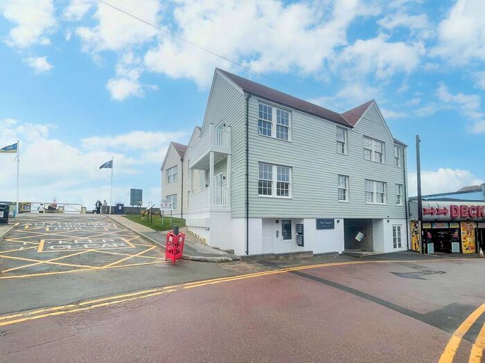 2 Bedroom Flat To Rent In The Sands, Dymchurch, Romney Marsh, TN29