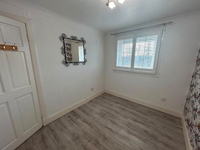 3 Bedroom Flat To Rent In Rosemount Street, Blochairn, Glasgow, G21