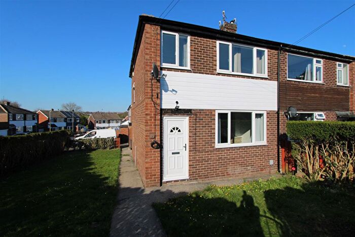 3 Bedroom Semi-Detached House To Rent In Enfield Drive, Batley, WF17