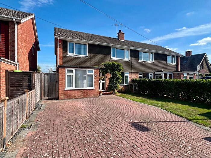 5 Bedroom Semi-Detached House For Sale In Newlands Road, Ruishton, TA3