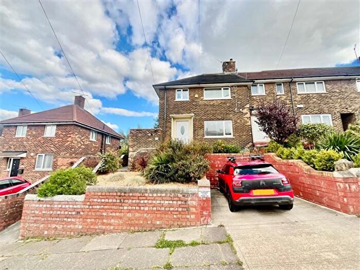 3 Bedroom End Of Terrace House For Sale In Manor Park Crescent, Sheffield, Sheffield, S2