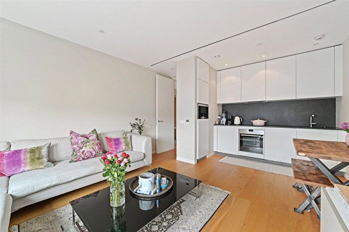 1 Bedroom Flat For Sale In Block D, Sumner Street, London, SE1