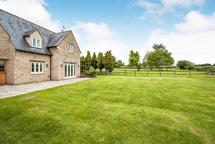 4 Bedroom Detached House To Rent In Crudwell, Malmesbury, SN16