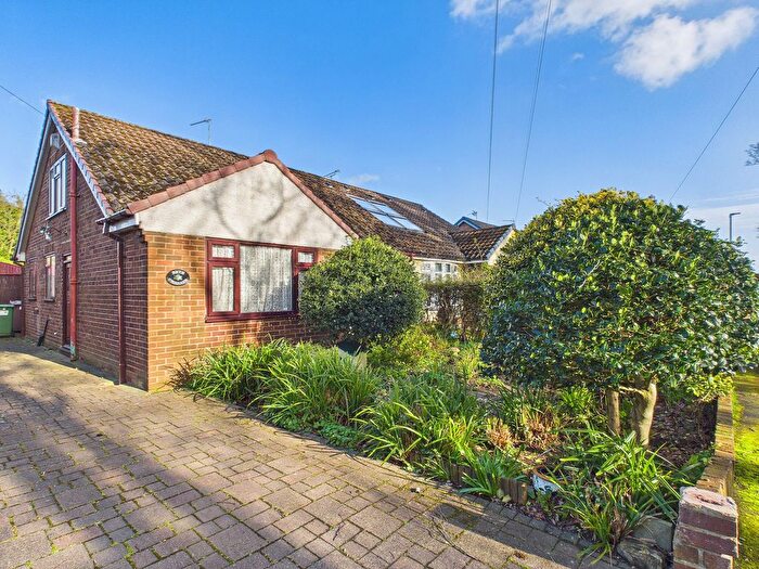 1 Bedroom Semi-Detached Bungalow For Sale In Longwood Close, Rainford, St Helens, WA11