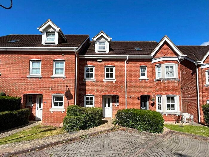 3 Bedroom Terraced House For Sale In Campbell Fields, Aldershot, Hampshire, GU11