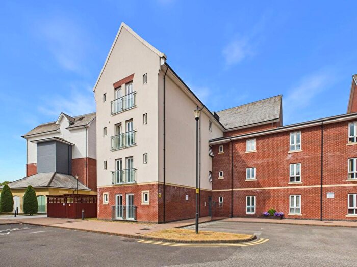 2 Bedroom Flat For Sale In Saddlery Way, Chester, CH1