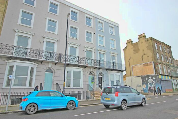 1 Bedroom Flat To Rent In Ethelbert Terrace, Margate, CT9