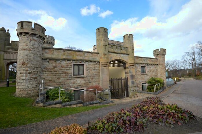 2 Bedroom Apartment To Rent In Queens Stables, Park Grange Road, Nr City Centre, S2